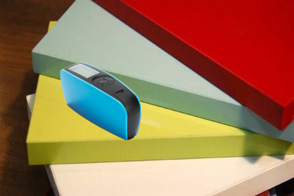 光泽度仪检测烤漆板光泽度