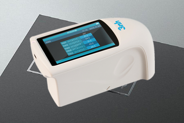 光泽度仪检测UV上光品