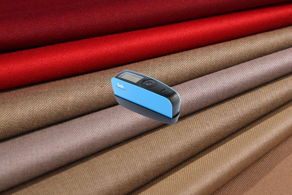 光泽度仪检测织物的光泽度